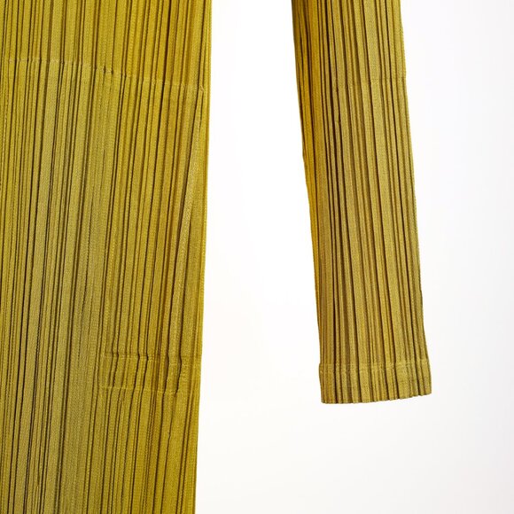Issey Miyake Pleats Please Chartreuse Pleated Long Buttoned Cardigan - Picture 5 of 10